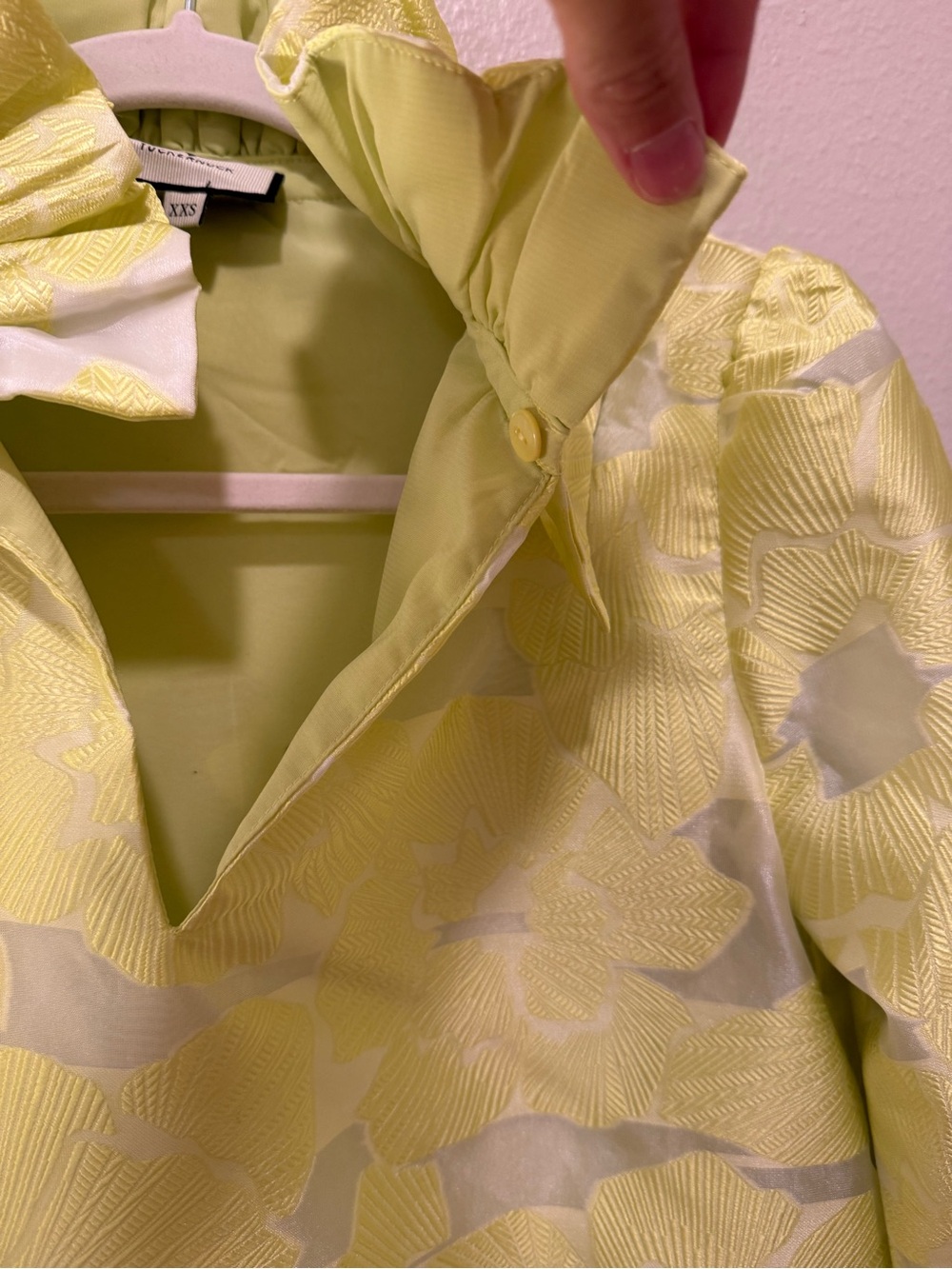 Tuckernuck Yellow Ruffle Collar Floral Blouse - Picture 5 of 5